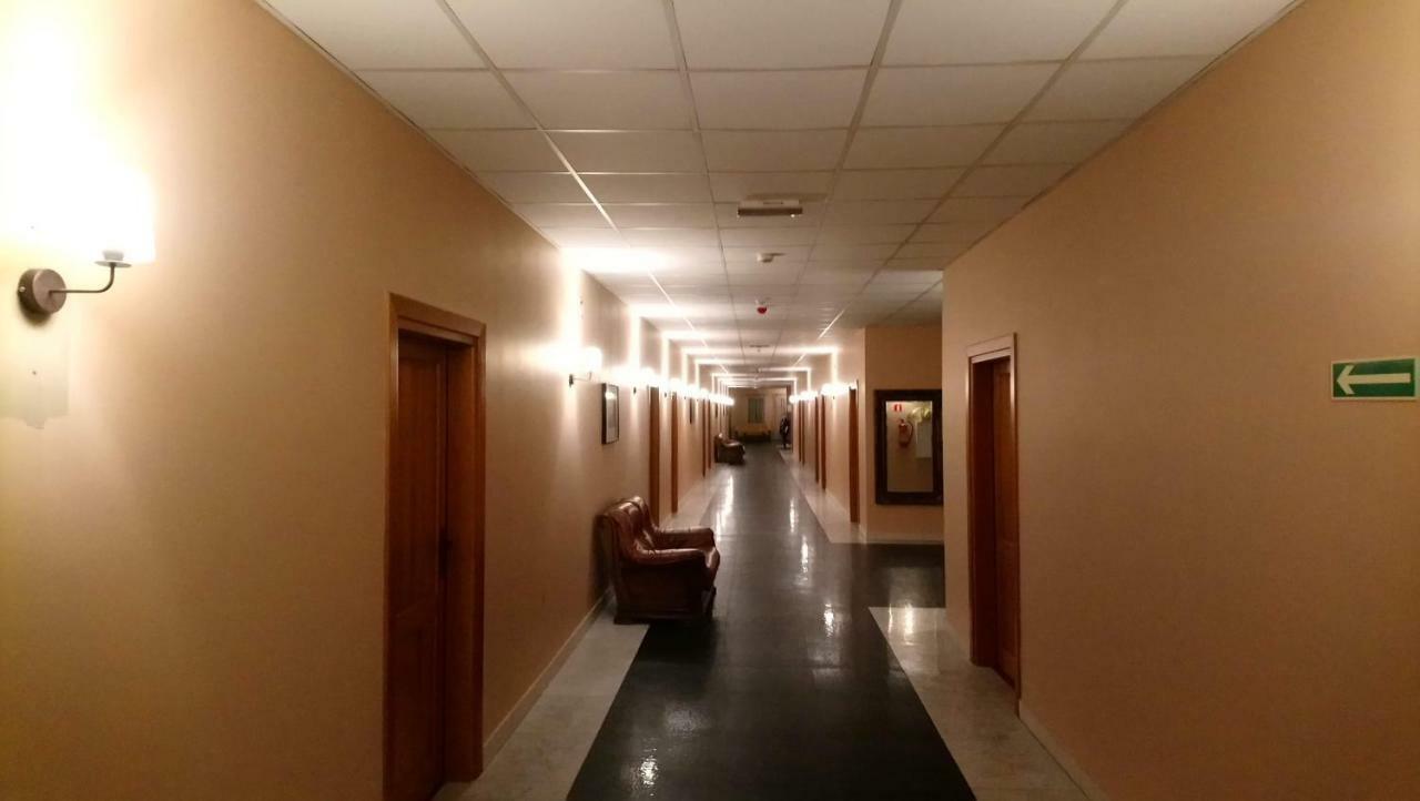 Hotel Milord Pułtusk Екстериор снимка