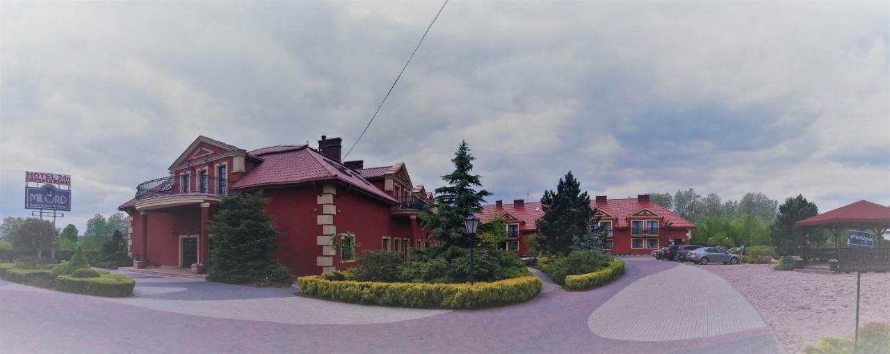 Hotel Milord Pułtusk Екстериор снимка